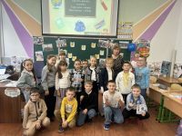 Photo 5319002686550568670 Y