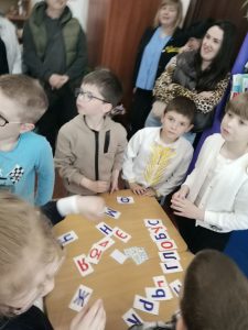 Photo 5319002686550568673 Y