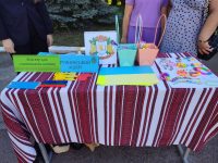 Photo 5418163285162850480 Y