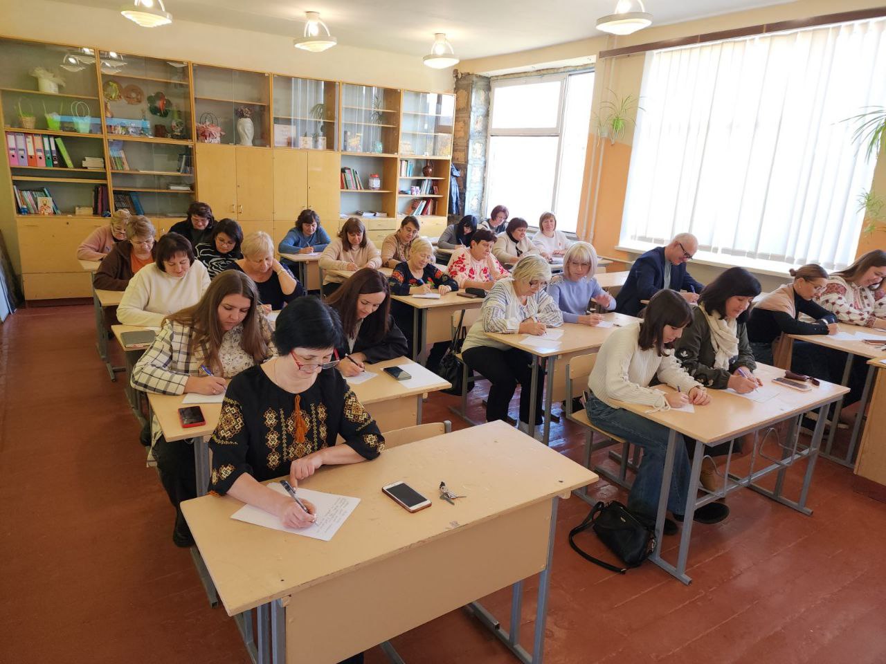 Photo 5206392844531207245 Y