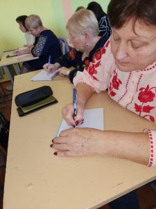 Photo 5206392844531207251 Y