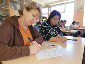 Photo 5206392844531207253 Y