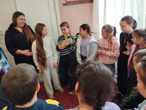 Photo 5217731321969445876 Y