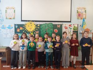 Photo 5235912438224456531 Y