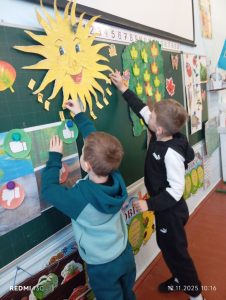 Photo 5235912438224456534 Y