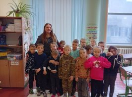 Photo 5237927276102487745 Y