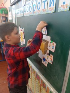 Photo 5238244163084553615 Y