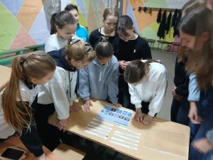 Photo 5240304750954220595 Y