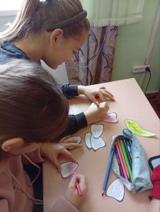 Photo 5251708765298430078 Y