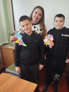 Photo 5251708765298430079 Y