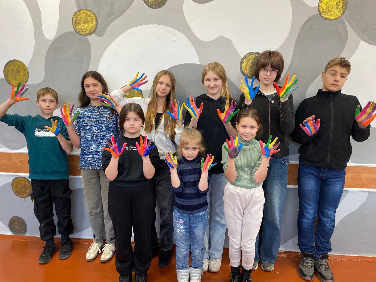 Photo 5253960565112114584 Y