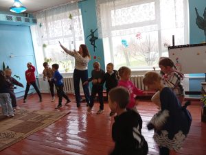 Photo 5258459990031274414 Y