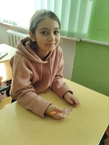 Photo 5258459990031274514 Y