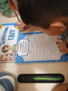 Photo 5258499392061246597 Y