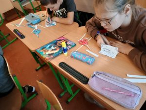 Photo 5260332157685665186 Y