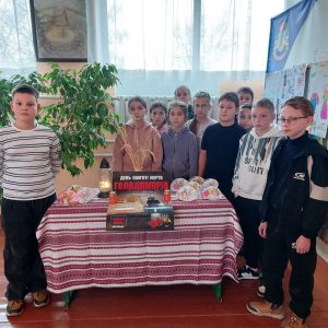 Photo 5262564235009526554 Y