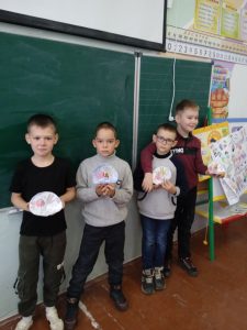 Photo 5262776002667023718 Y