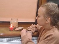 Photo 5262776002667023731 Y