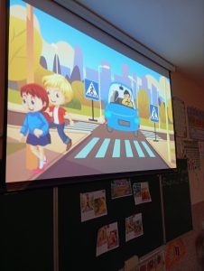 Photo 5267191937716916237 Y