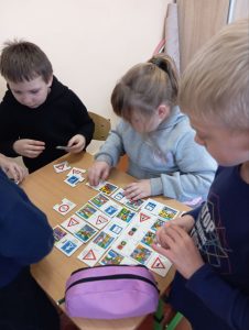 Photo 5267191937716916238 Y