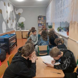 Photo 5294131037749316811 Y