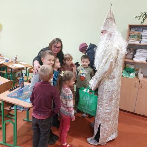 Photo 5298944162784809125 Y