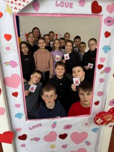 Photo 5222342149750330974 Y