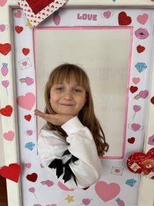 Photo 5222381723578995987 Y