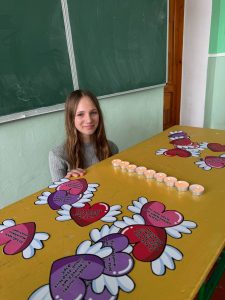 Photo 5231432606946104620 Y