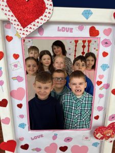 Photo 5231432606946104623 Y