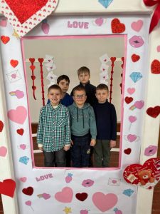 Photo 5231432606946104624 Y