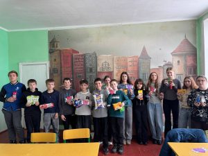 Photo 5231432606946104632 Y