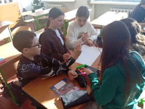 Photo 5235538106054808443 Y