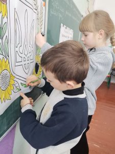 Photo 5240303904845665042 Y