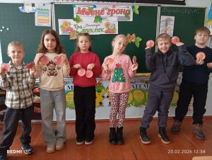 Photo 5251578108098319830 Y