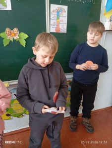 Photo 5251578108098319835 Y