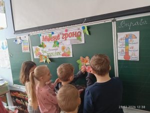 Photo 5251578108098319839 Y