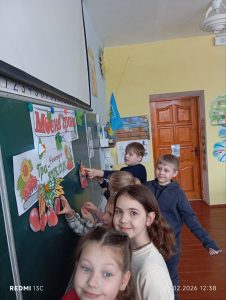 Photo 5251578108098319840 Y