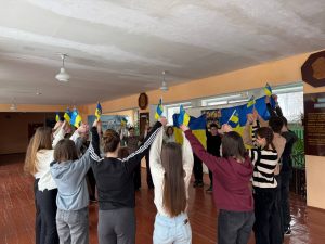 Photo 5253544765033223370 Y