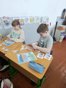 Photo 5253649807048382797 Y