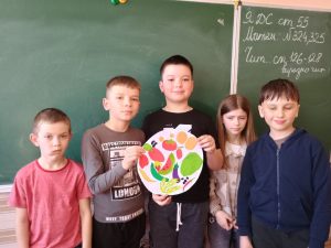 Photo 5300780806764697118 Y