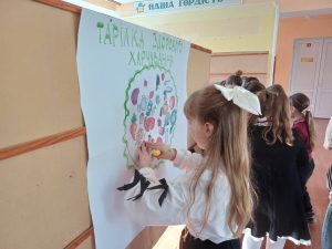 Photo 5303060201743258833 Y