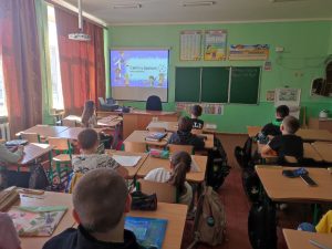 Photo 5303268280023848299 Y