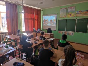 Photo 5303268280023848300 Y