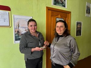 Photo 5328269714150593826 Y