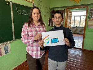 Photo 5328269714150593845 Y