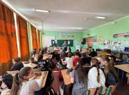 Photo 5328269714150593856 Y