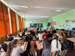 Photo 5328269714150593856 Y