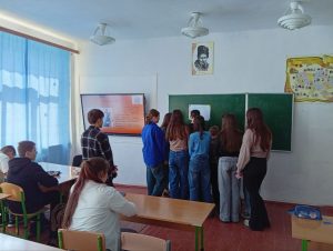 Photo 5363797254126376590 Y