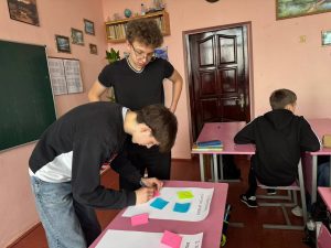 Photo 5368368392114475829 Y